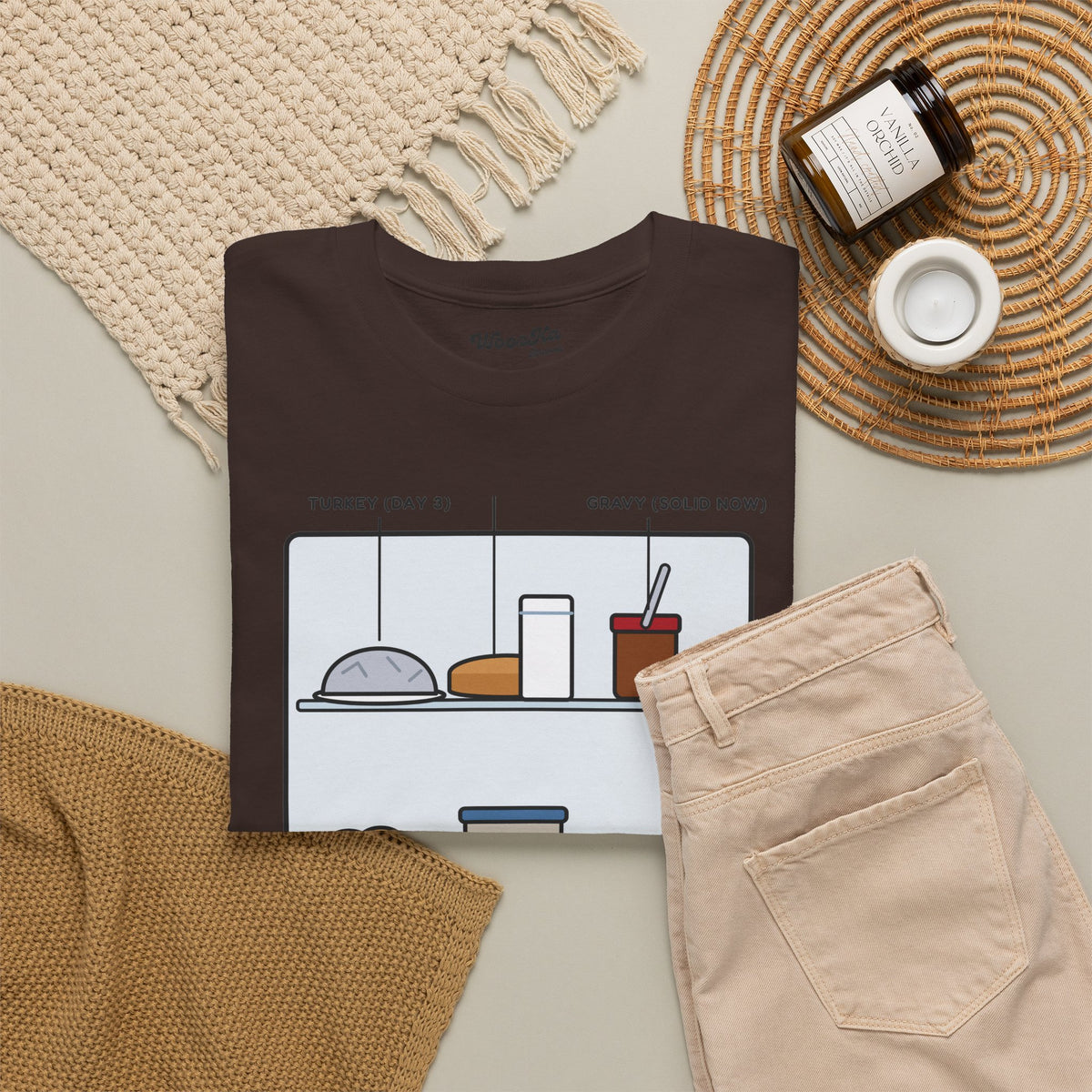 WoozKa Brands Funny Thanksgiving Leftovers T-Shirt, Turkey Pie Front Print