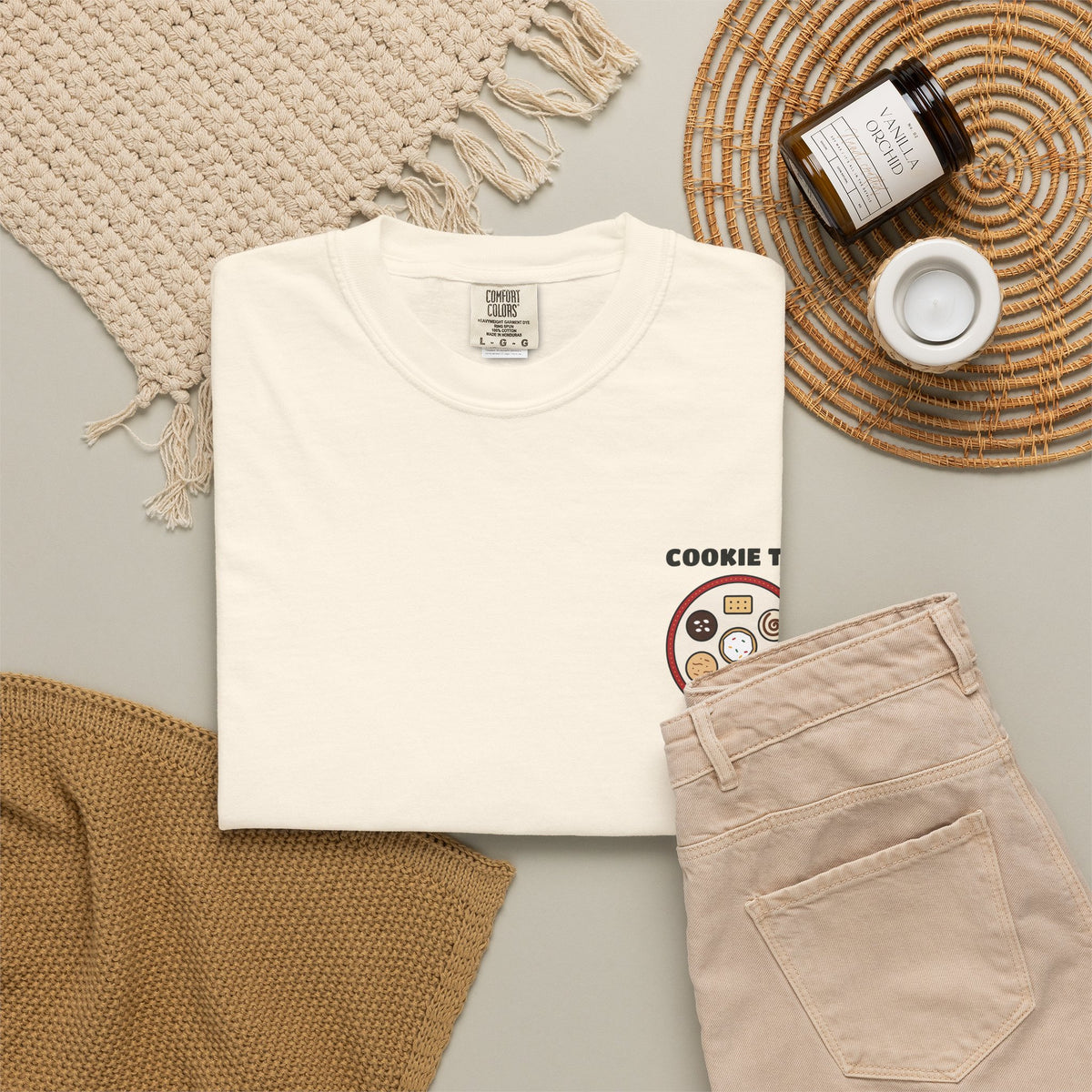 WoozKa Brands Christmas Cookie Heavyweight Tee, Holiday Baking Back Print