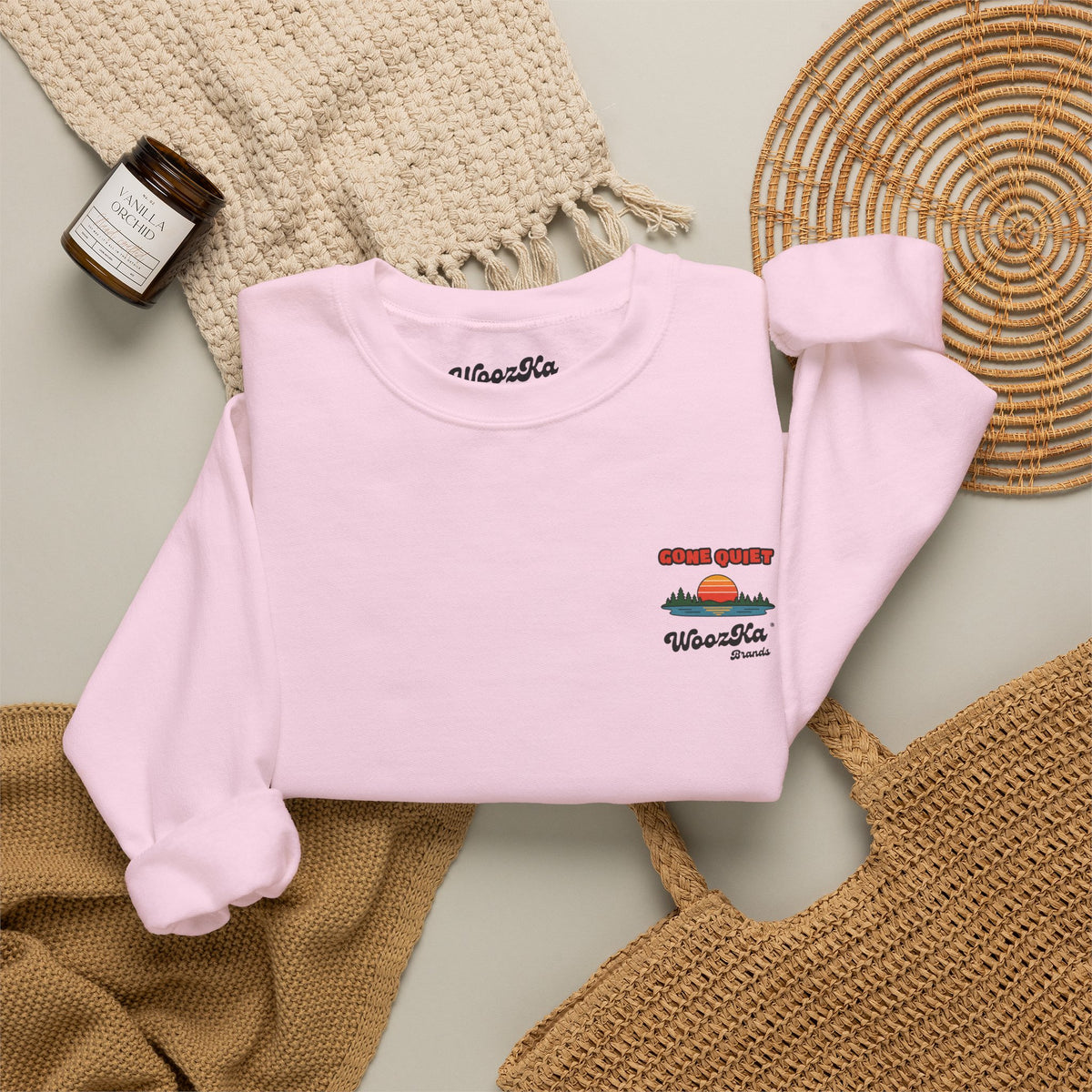 WoozKa Brands Retro Sunset Lake Sweatshirt, Nature Outdoors Pine Back Print
